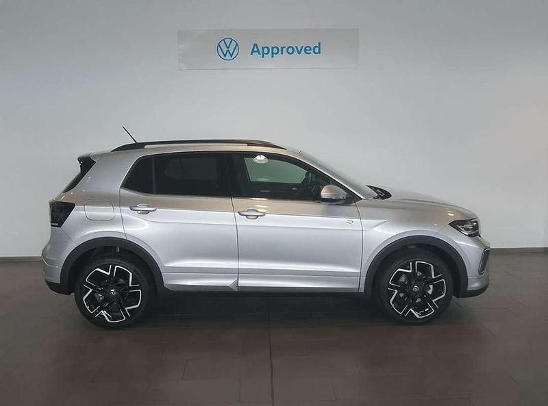 Usado VW T-Cross R-line 116 CV (85 kW) 2025 Plateado SUV