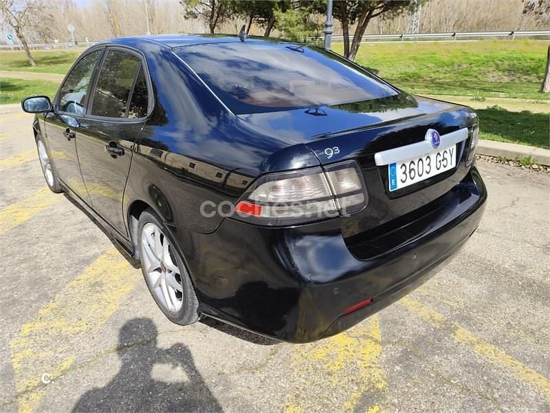 Usado Saab 9-3 Vector 150 CV (110 kW) 2010 Negro Berlina