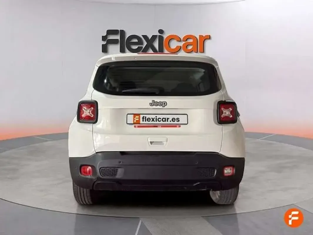 Usado Jeep Renegade Longitude 120 CV (88 kW) 2022 Blanco SUV