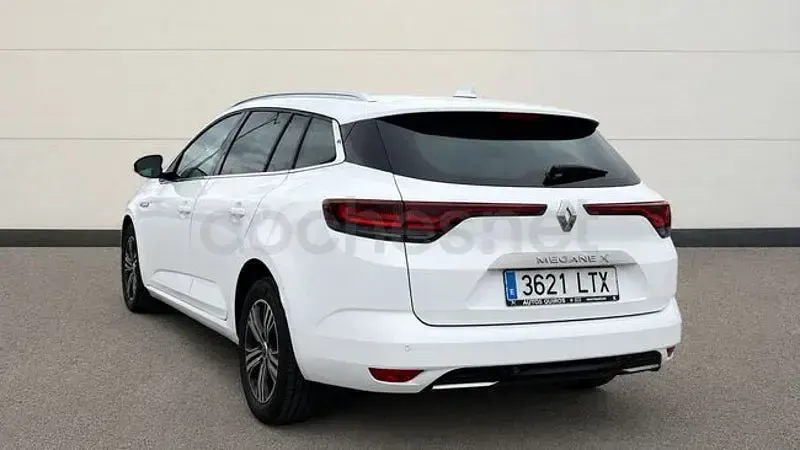 Usado Renault Mégane GrandTour Zen 140 CV (102 kW) 2021 Blanco Familiar
