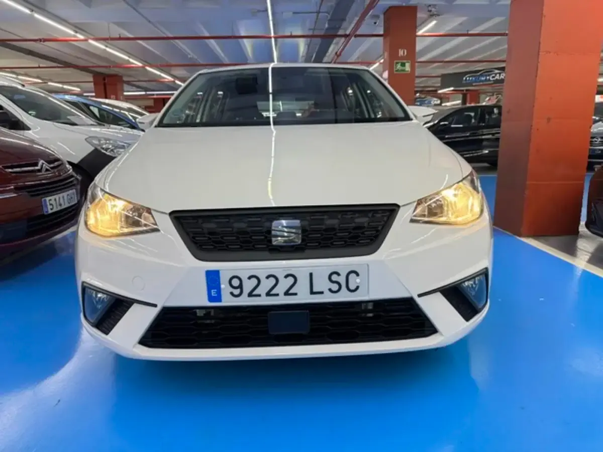 Usado Seat Ibiza Reference 95 CV (69 kW) 2021 Blanco Utilitario