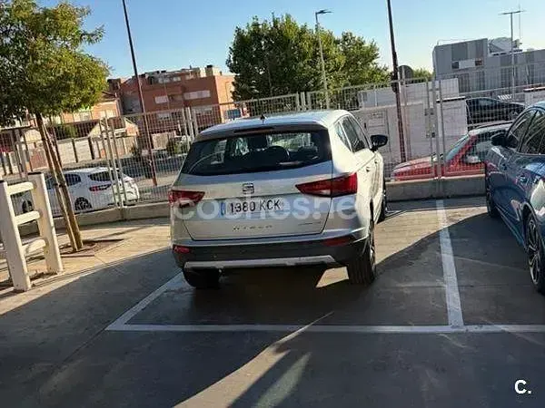Usado Seat Ateca Style 115 CV (84 kW) 2017 Gris / plata SUV
