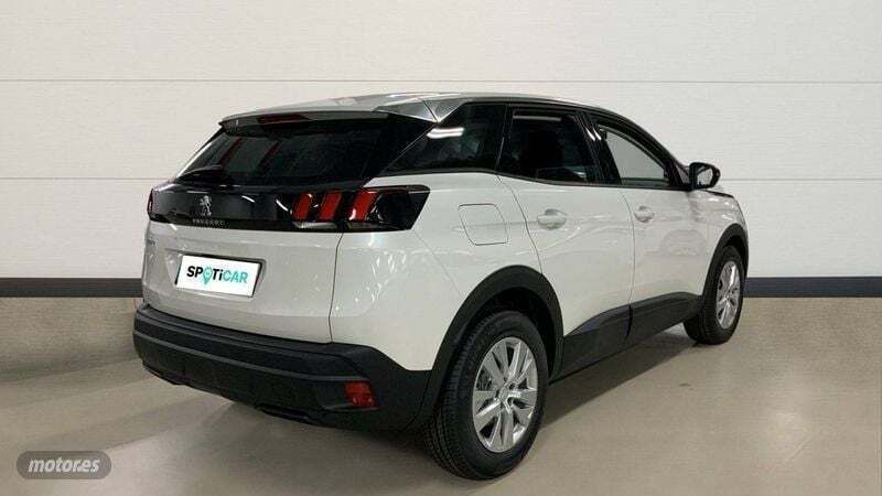 Usado Peugeot 3008 Active 131 CV (96 kW) 2023 Blanco SUV