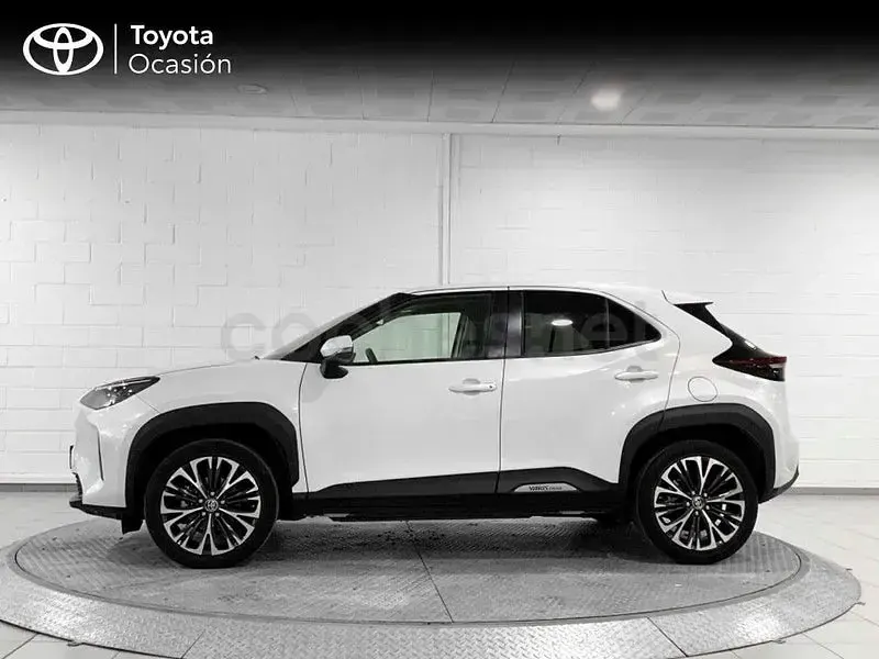 Usado Toyota Yaris Cross Style 116 CV (85 kW) 2022 Blanco SUV