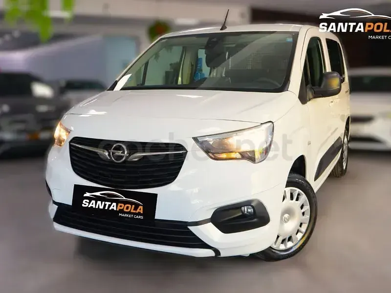 Usado Opel Combo Life Business Edition 102 CV (75 kW) 2022 Blanco Monovolumen