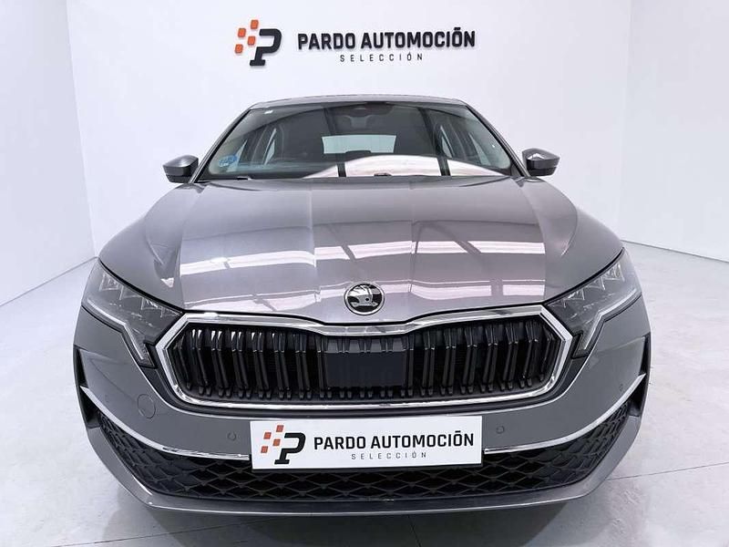 Usado Skoda Octavia Selection 150 CV (110 kW) 2025 Gris Utilitario