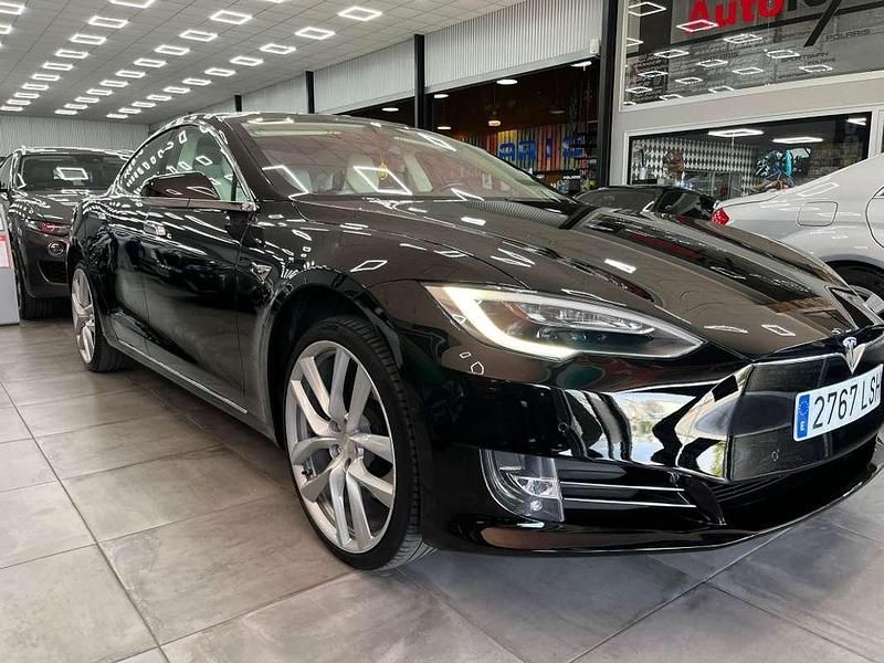 Usado Tesla Model S 386 kW (525 CV) 2018 Negro Utilitario