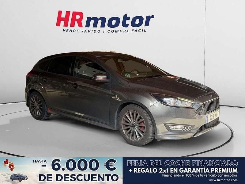 Gris Usado 2018 Ford Focus ST-Line Utilitario | 10.290 € (Precio justo) - Imagen 1/4