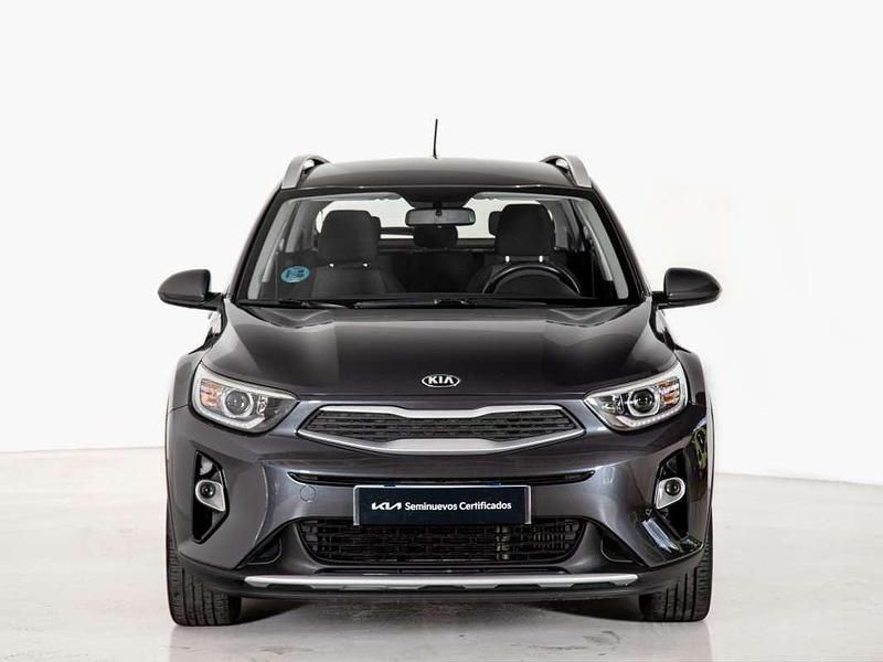 Usado Kia Stonic 101 CV (74 kW) 2020 Gris SUV