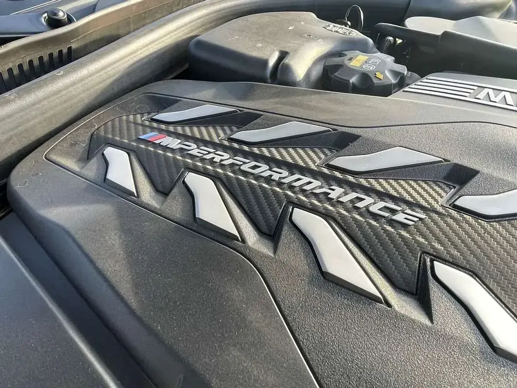 Usado BMW M850 530 CV (389 kW) 2019 Azul Coupe