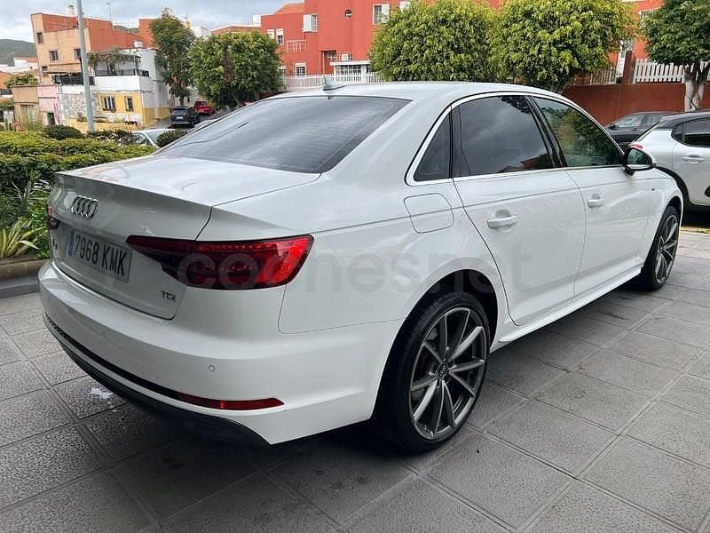 Usado Audi A4 S-Line 150 CV (110 kW) 2018 Blanco Familiar