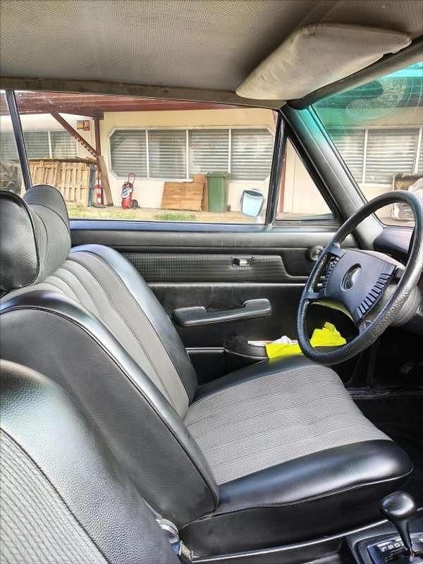 Usado Mercedes 260 97 CV (71 kW) 1983 Burdeos Coupe