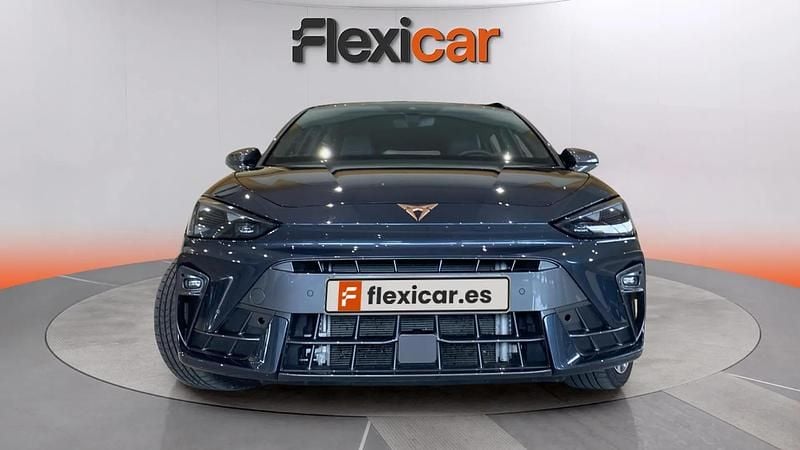 Usado Cupra Leon 150 CV (110 kW) 2025 Gris Familiar