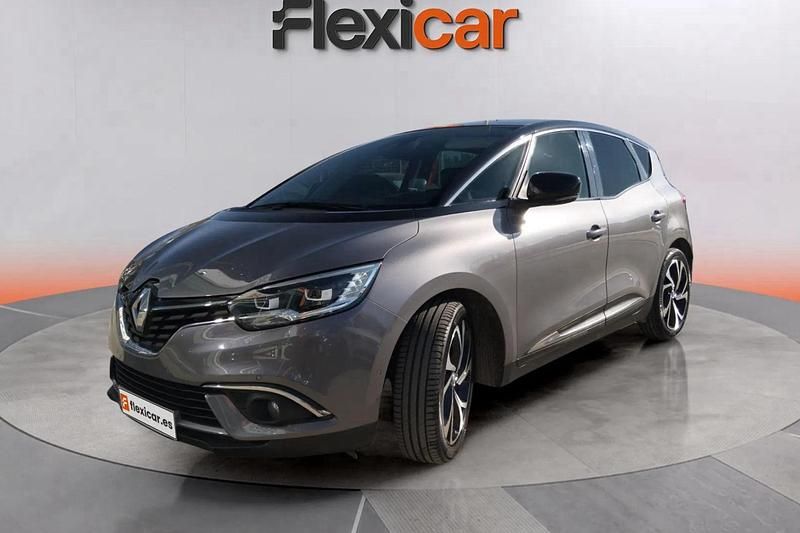 Usado Renault Scénic III Zen 110 CV (80 kW) 2016 Beige Monovolumen