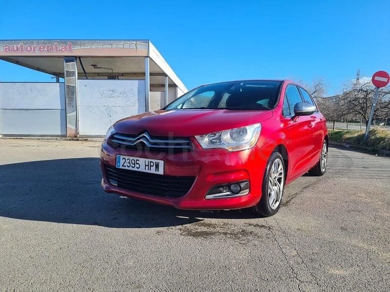 Usado Citroën C4 114 CV (83 kW) 2014 Rojo Berlina
