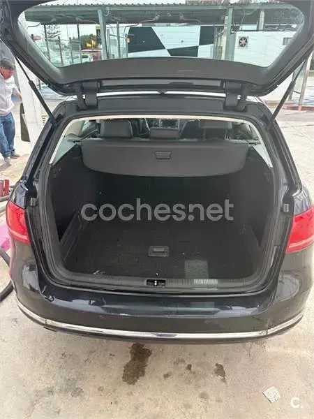 Usado VW Passat Advance 140 CV (102 kW) 2012 Negro Berlina