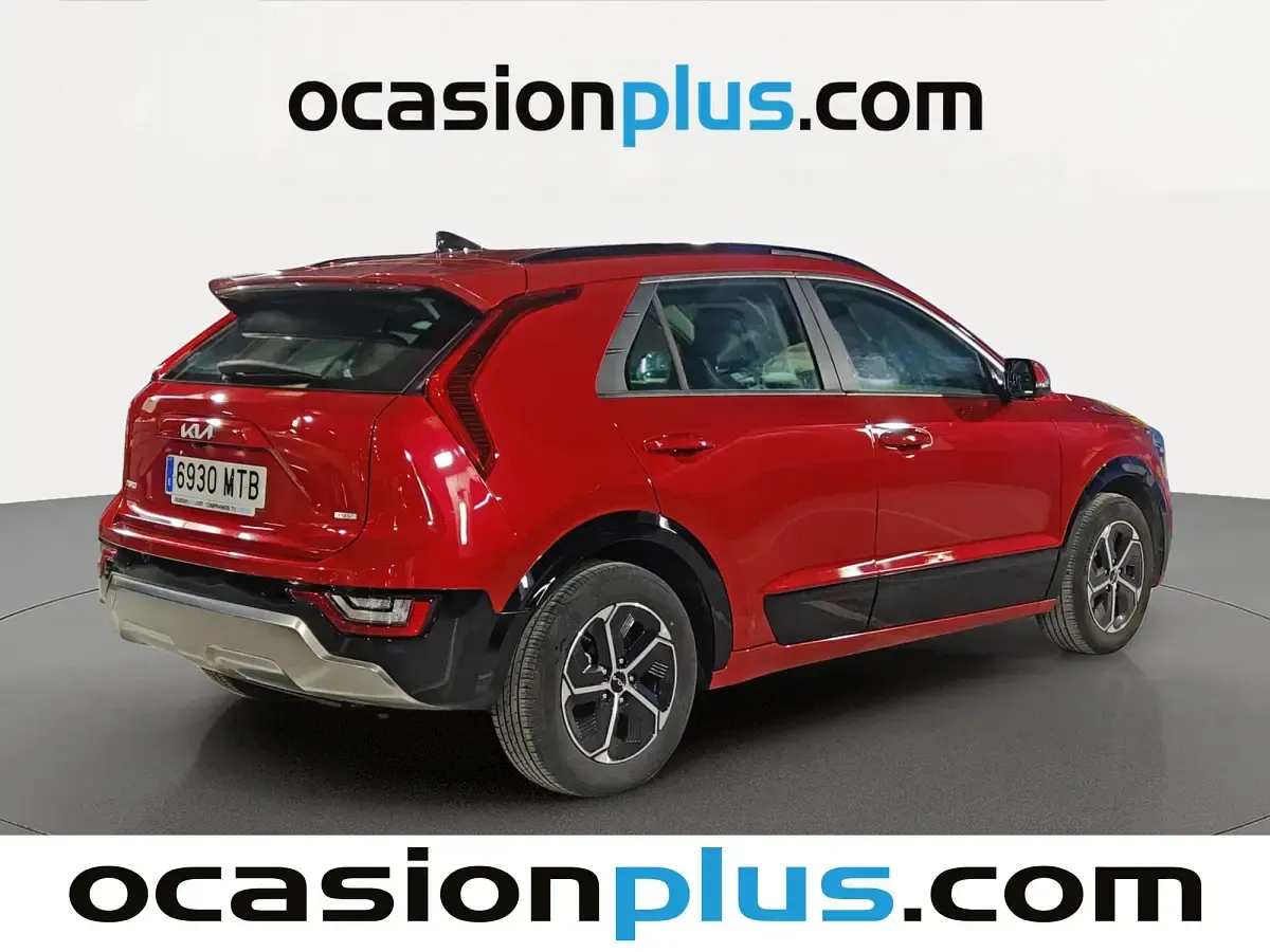Usado Kia Niro 129 CV (94 kW) 2024 Rojo SUV