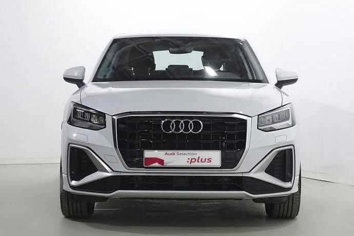 Usado Audi Q2 S-Line 116 CV (85 kW) 2025 Blanco SUV