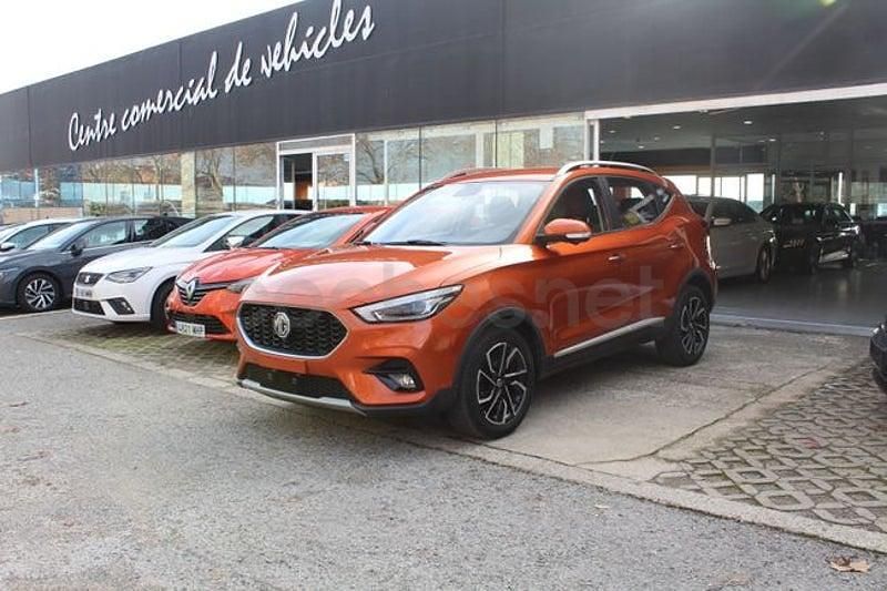 Usado MG ZS Luxury 106 CV (77 kW) 2023 Naranja SUV