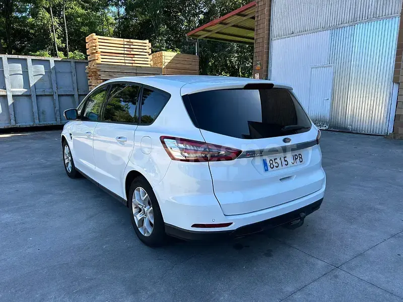 Usado Ford S-MAX Trend 120 CV (88 kW) 2016 Blanco Monovolumen
