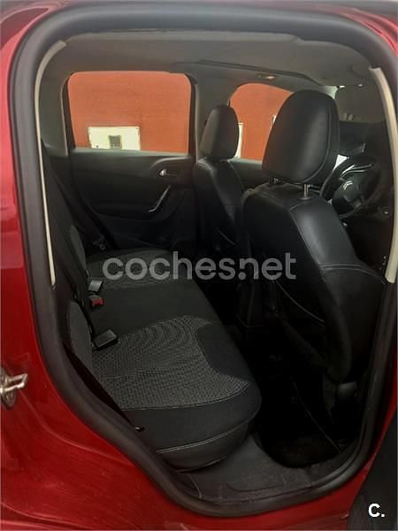 Usado Citroën C3 82 CV (60 kW) 2015 Rojo Berlina