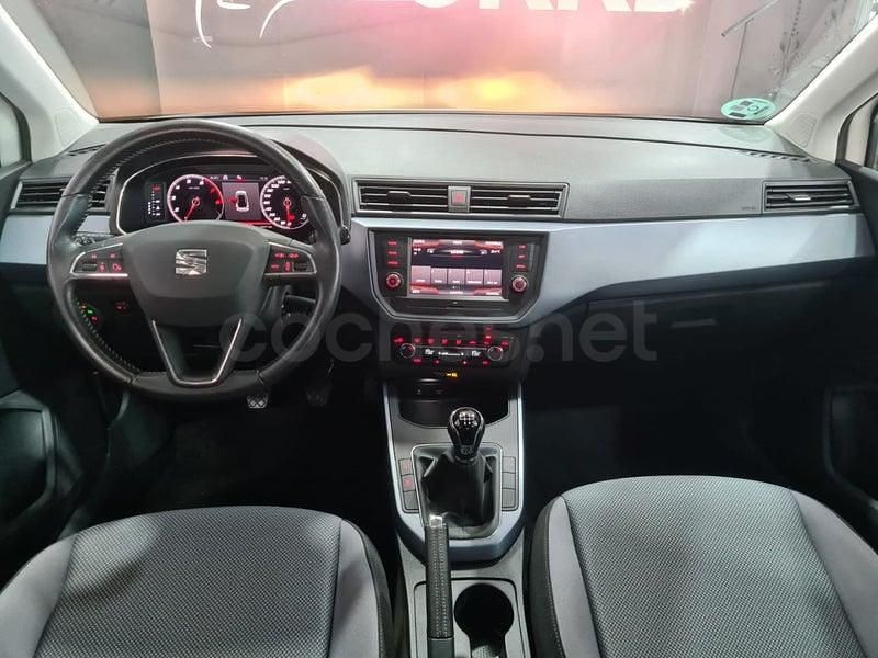 Usado Seat Arona Style 95 CV (69 kW) 2019 Blanco SUV