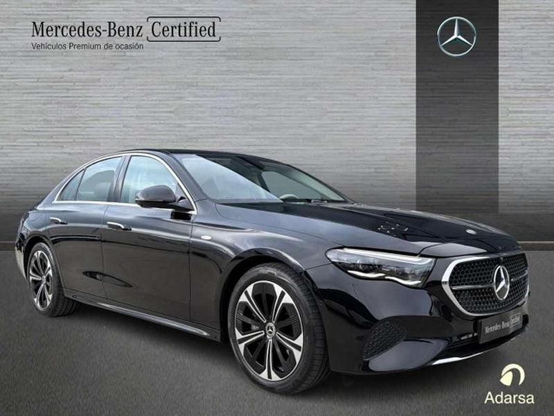 Usado Mercedes E300 313 CV (230 kW) 2024 Negro Berlina