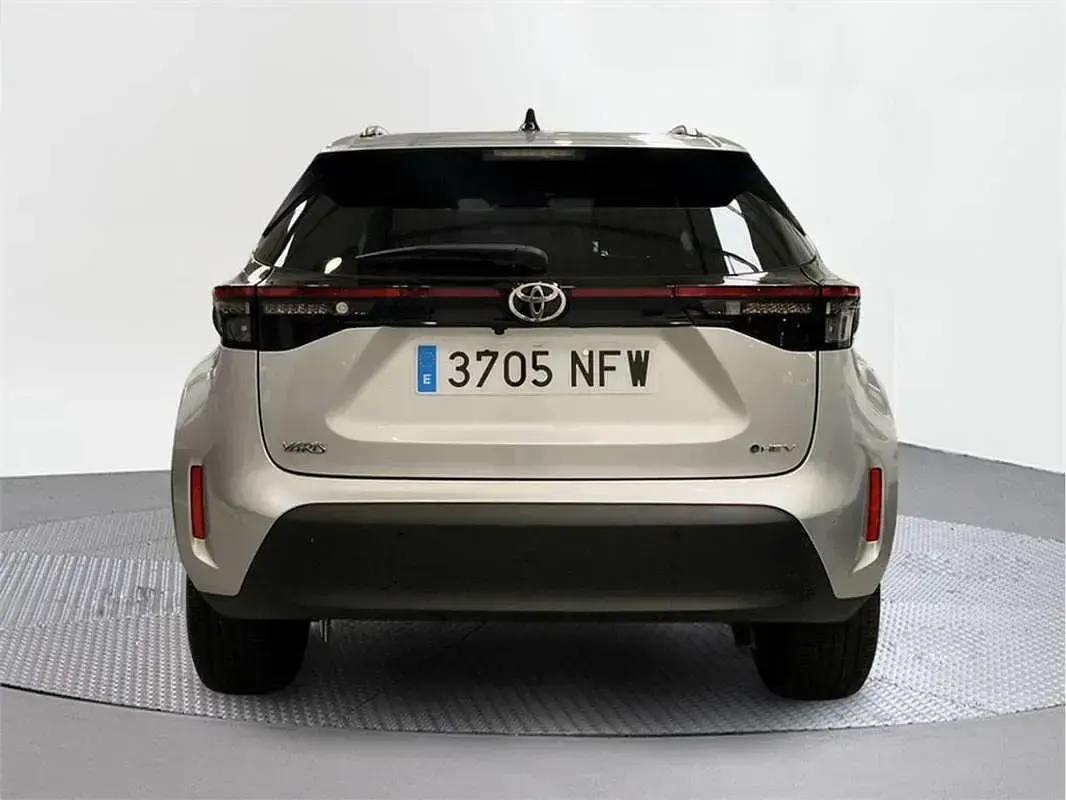 Usado Toyota Yaris Cross Active 132 CV (97 kW) 2025 SUV