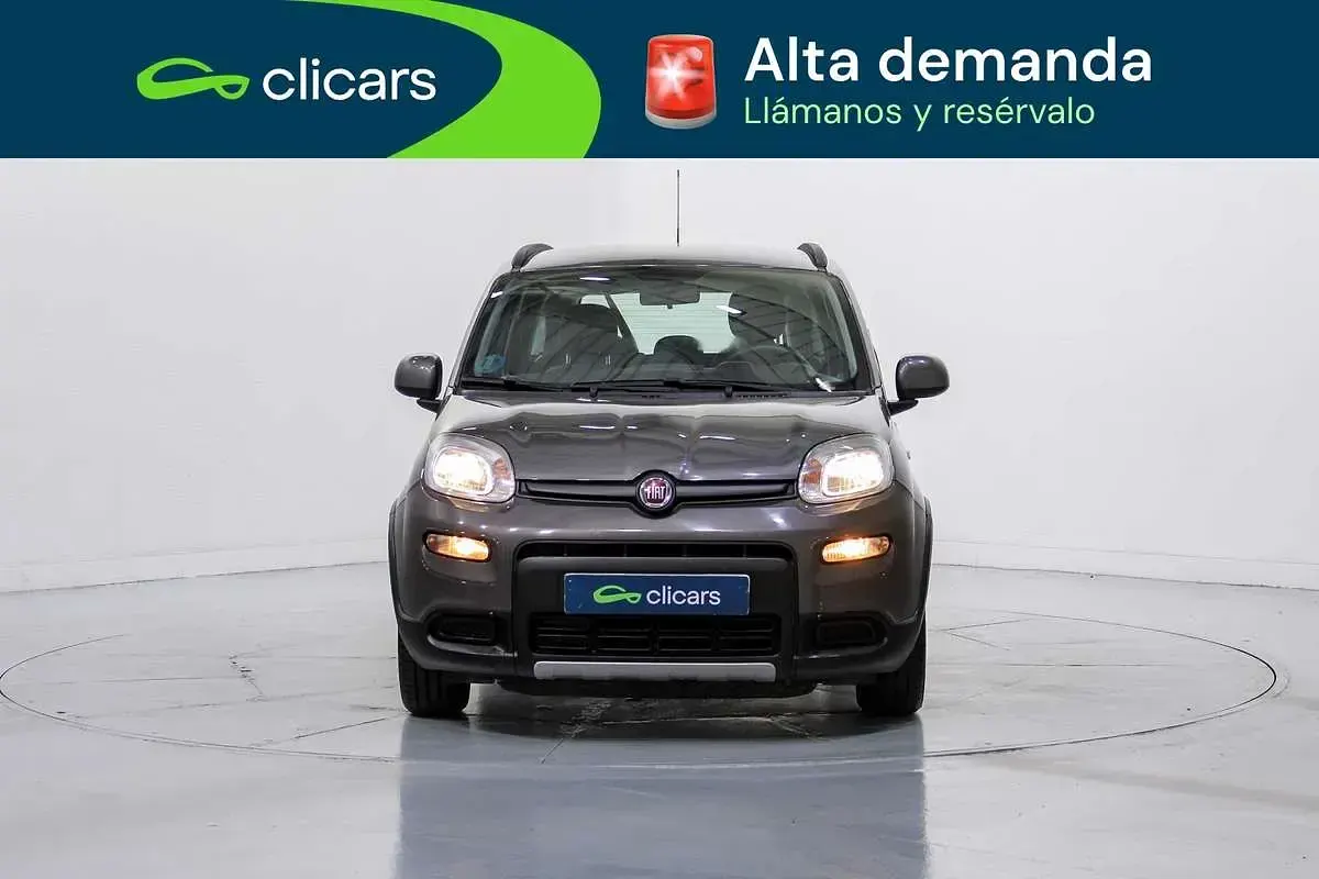 Usado Fiat Panda 69 CV (50 kW) 2022 Gris Utilitario