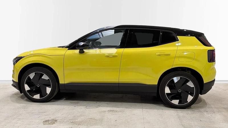 Usado Volvo EX30 Plus 200 kW (272 CV) 2024 SUV