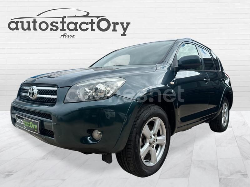 Verde Usado 2006 Toyota RAV4 Executive SUV | 7990 € (Precio justo) - Imagen 1/4