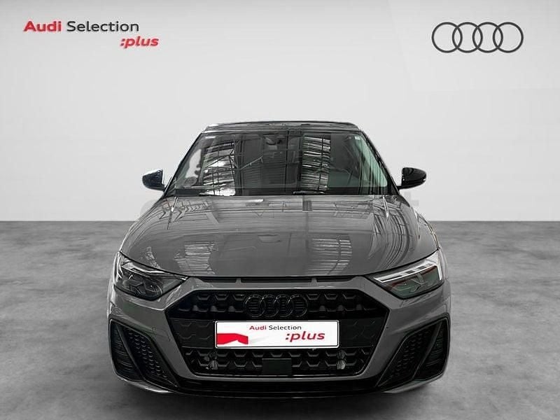 Usado Audi A1 Sportback Sport 116 CV (85 kW) 2025 Gris / plata Utilitario