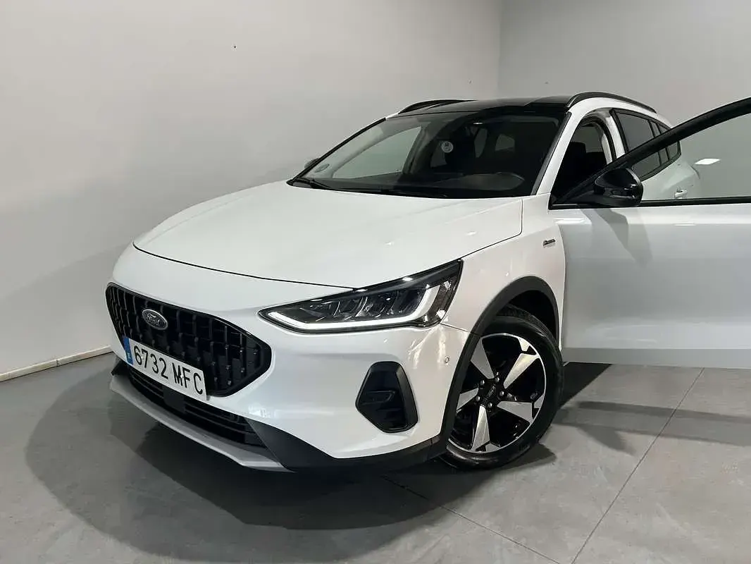 Usado Ford Focus Active 125 CV (91 kW) 2023 Blanco Utilitario