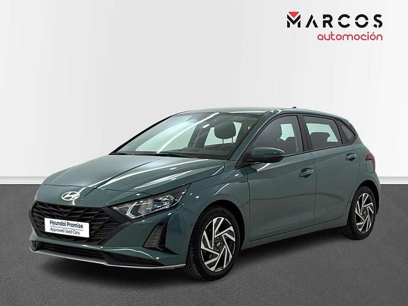 Verde Usado 2024 Hyundai i20 Utilitario | 13.500 € (Precio justo) - Imagen 1/4