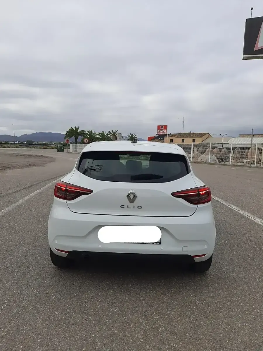 Usado Renault Clio V Business 85 CV (62 kW) 2020 Blanco