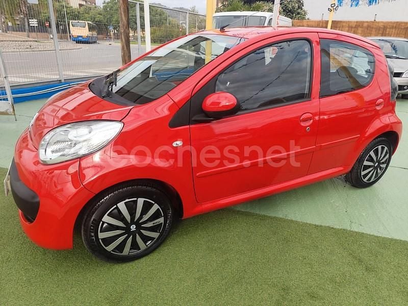 Rojo Usado 2006 Citroën C1 Utilitario | 3800 € (Precio justo) - Imagen 1/4