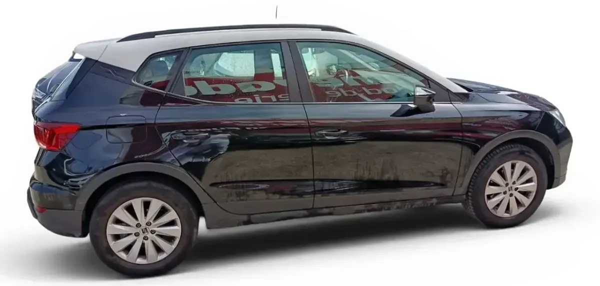 Usado Seat Arona Style 116 CV (85 kW) 2024 Negro SUV
