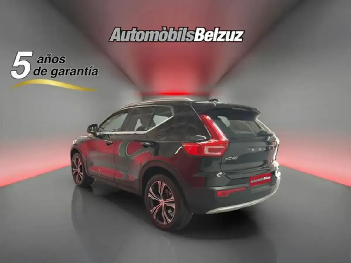 Usado Volvo XC40 Plus 262 CV (192 kW) 2022 Negro SUV