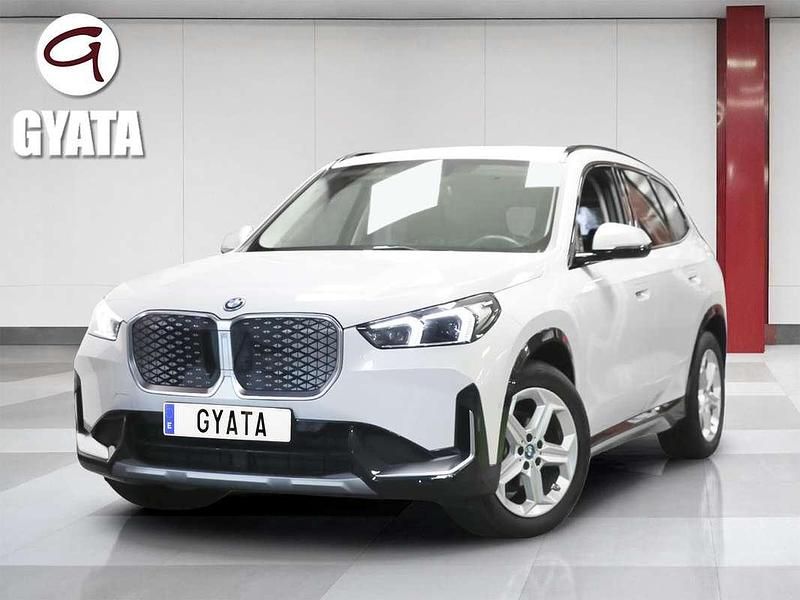 Blanco Usado 2024 BMW iX1 SUV | 34.990 € - Imagen 1/4