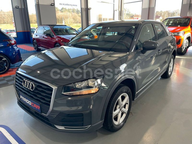 Usado Audi Q2 Advanced Plus 116 CV (85 kW) 2019 Gris / plata SUV