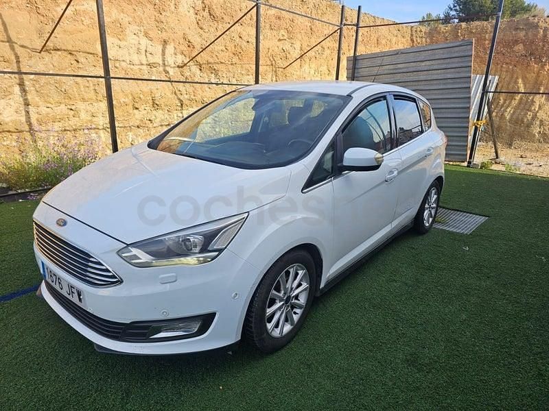 Usado Ford C-MAX Trend 125 CV (91 kW) 2015 Blanco Monovolumen