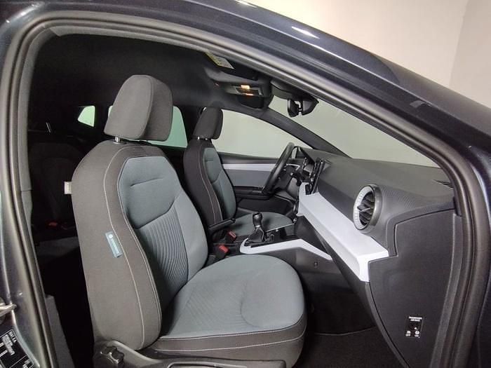 Usado Seat Ibiza 115 CV (84 kW) 2025 Gris Utilitario