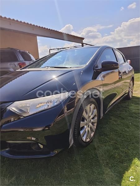 Usado Honda Civic Lifestyle 120 CV (88 kW) 2013 Negro Berlina