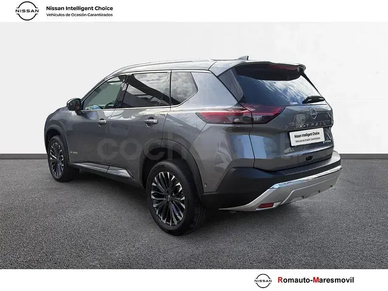 Nuevo Nissan X-Trail Tekna 204 CV (150 kW) 2026 Gris / plata SUV