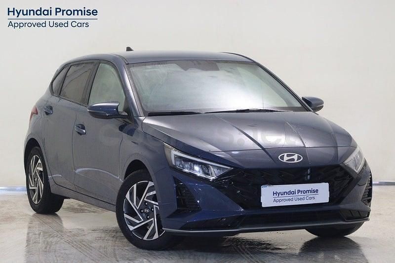 Usado Hyundai i20 100 CV (73 kW) 2025 Azul Utilitario