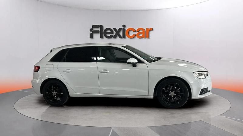 Usado Audi A3 Premium 150 CV (110 kW) 2018 Blanco Berlina