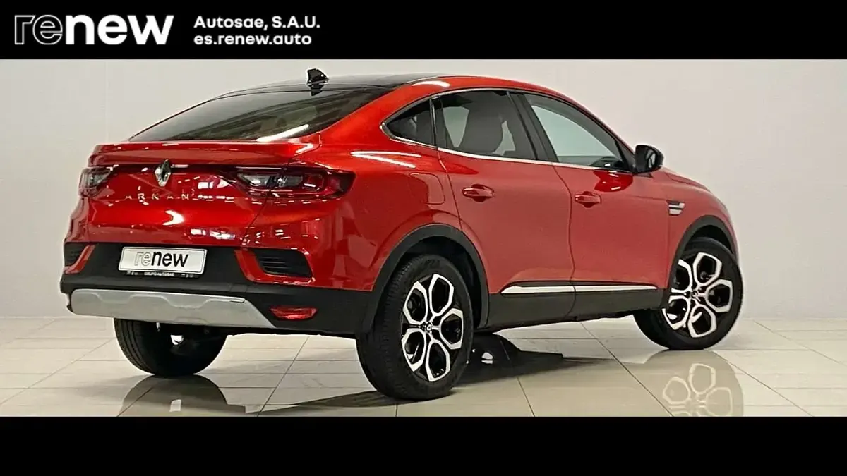 Usado Renault Arkana Zen 143 CV (105 kW) 2022 SUV