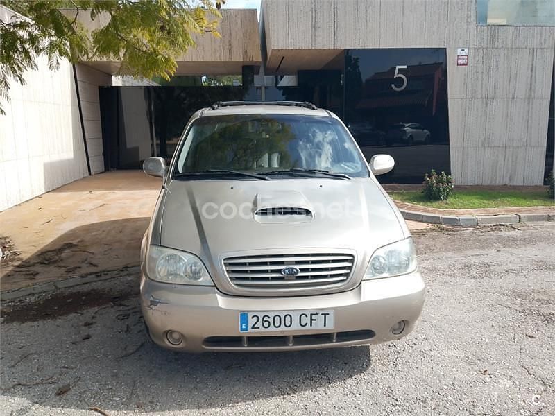 Usado Kia Carnival LX 144 CV (105 kW) 2004 Beige Monovolumen