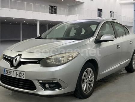 Usado Renault Fluence Dynamique 110 CV (80 kW) 2014 Gris / plata Berlina