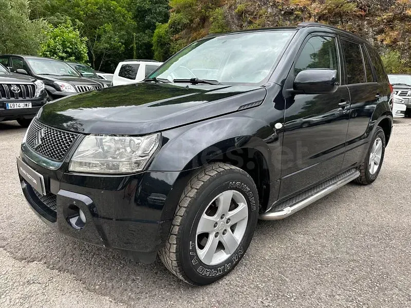 Usado Suzuki Grand Vitara 140 CV (102 kW) 2006 Negro SUV